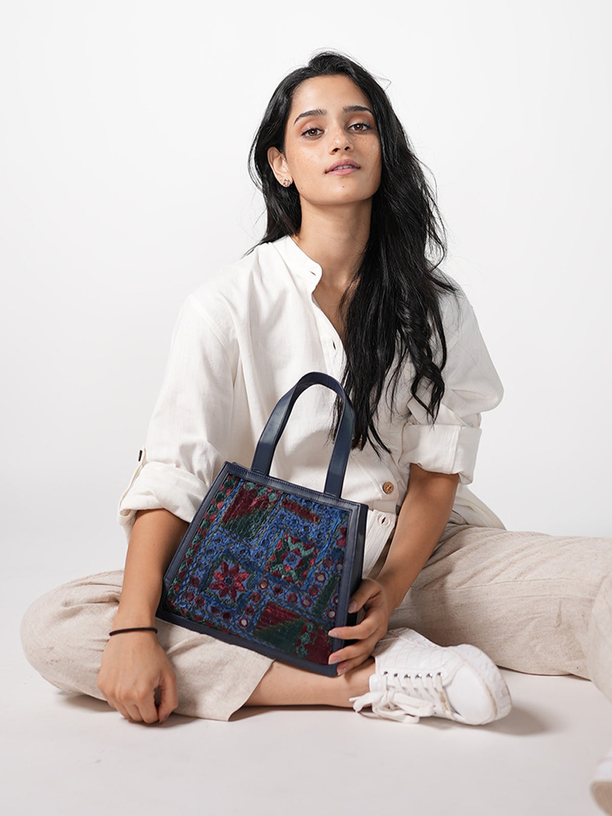 The Kutch Party Sling