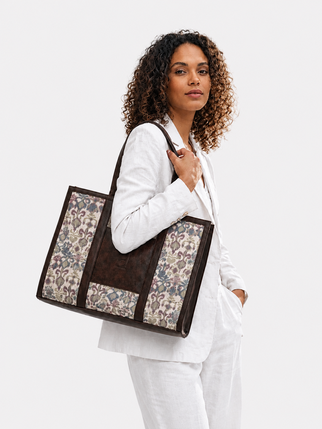 The Urban Tote - GLOBAL EDITION - Brown