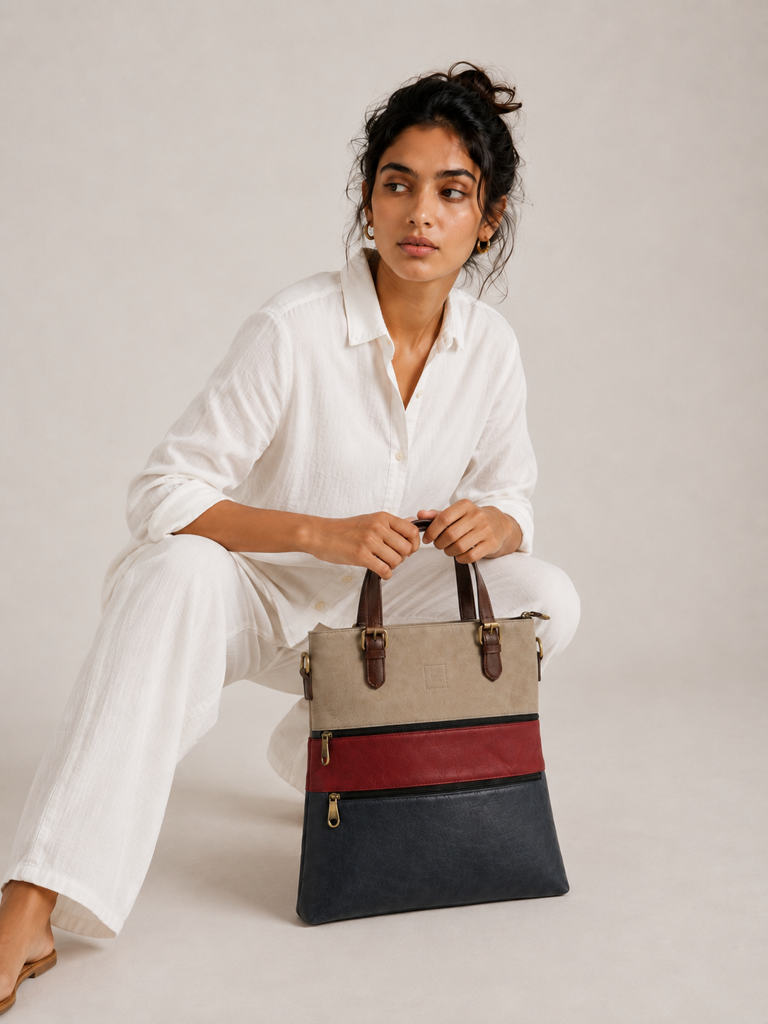 The Rubix Sling - Grey, Red, Indigo